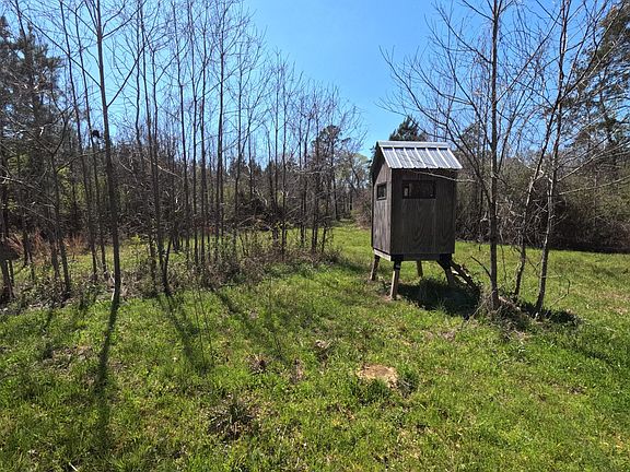 2nd image of 17565 Highway 27