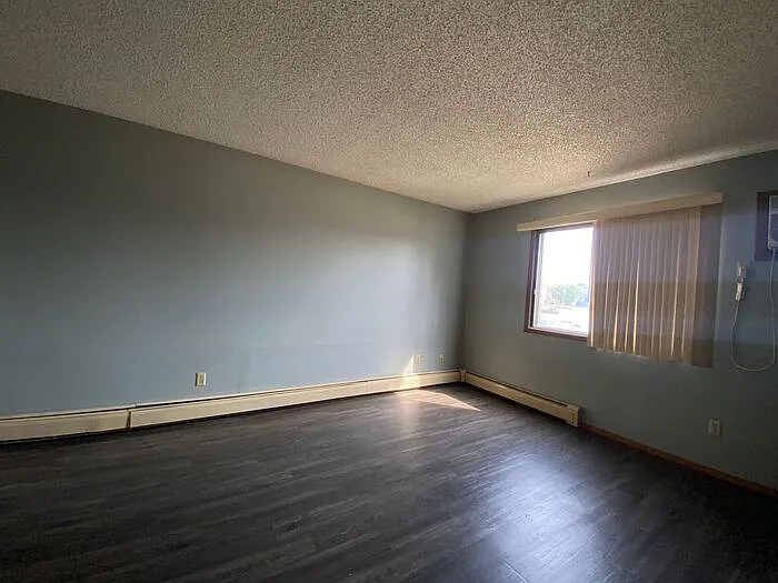 504 2nd Ave #1 — Photo 5