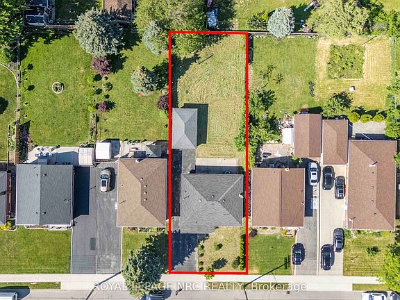 4th image of 959 Mohawk Rd E