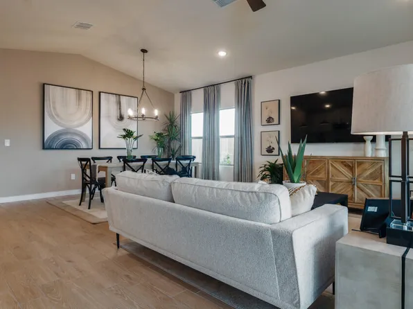 3014 W Straight Arrow Lane, Phoenix, AZ 85083