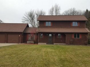 17231 Chase Rd, Fulton, IL 61252