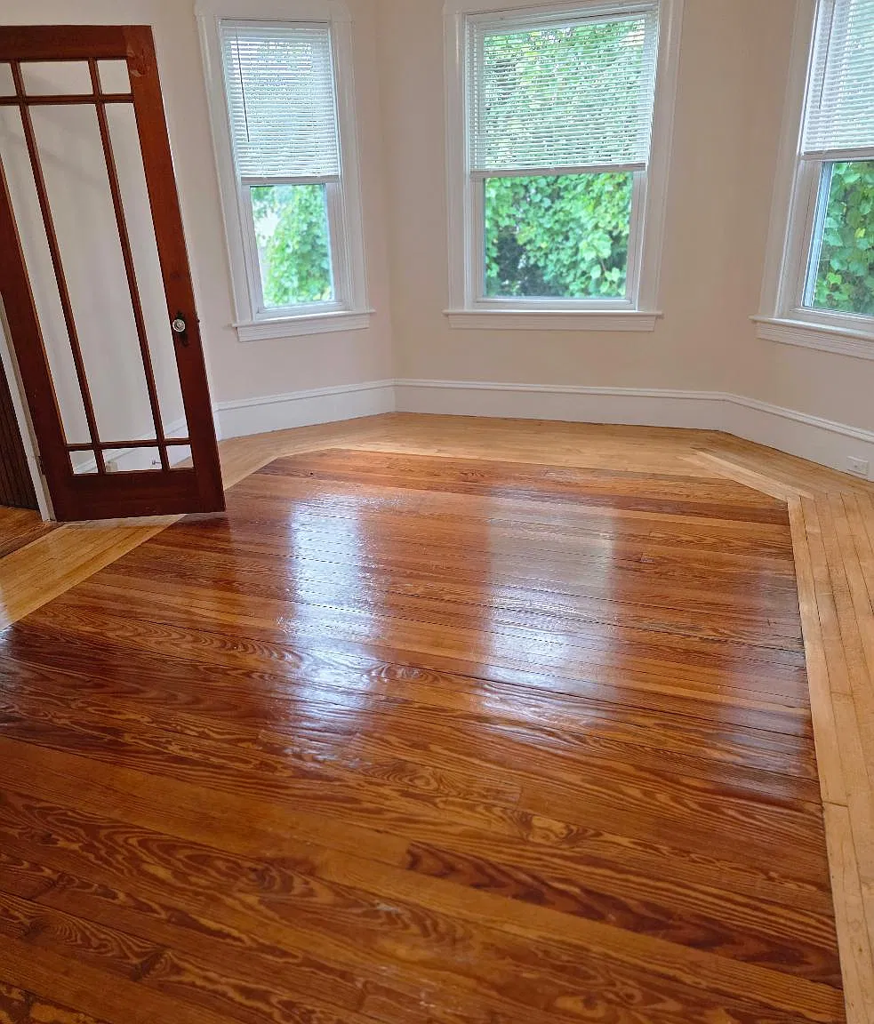 3 bed, 1400 sqft, $2,000 — Photo 2