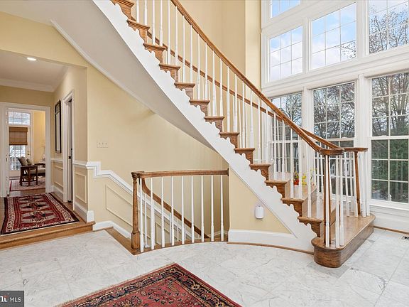 4th image of 8001 Quarry Ridge Way