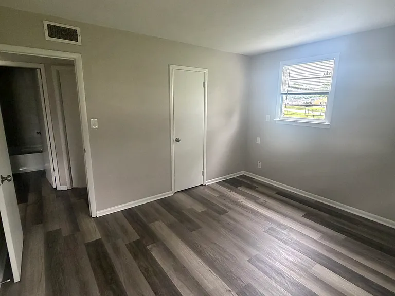 7200 Nathan Hale Way — Photo 16