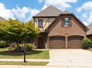 2401 Chalybe Trl, Hoover, AL 35226