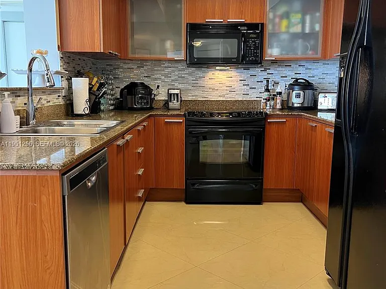 16699 Collins Ave #2109 — Photo 6