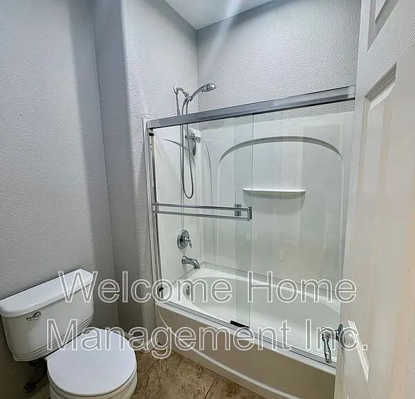 6011 Daffodil Dr — Photo 20