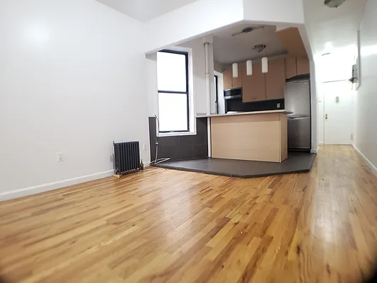 Rented by Keller Williams NYC | media 10