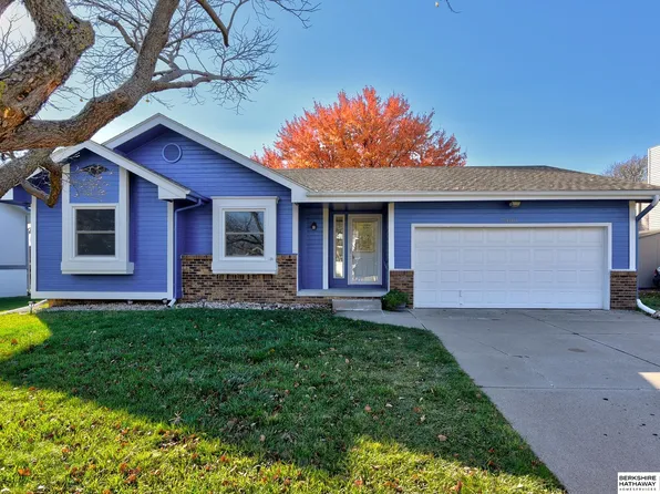 7100 Michelle Ave, La Vista, NE 68128