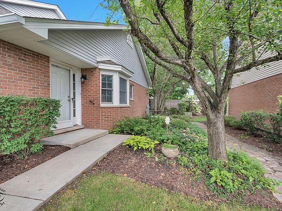2nd image of 8641 Pearson Dr