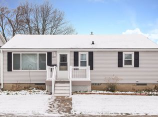 1415 N 14th St, Dekalb, IL 60115