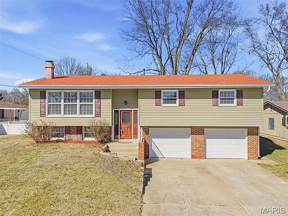 2nd image of 429 Dove Dr