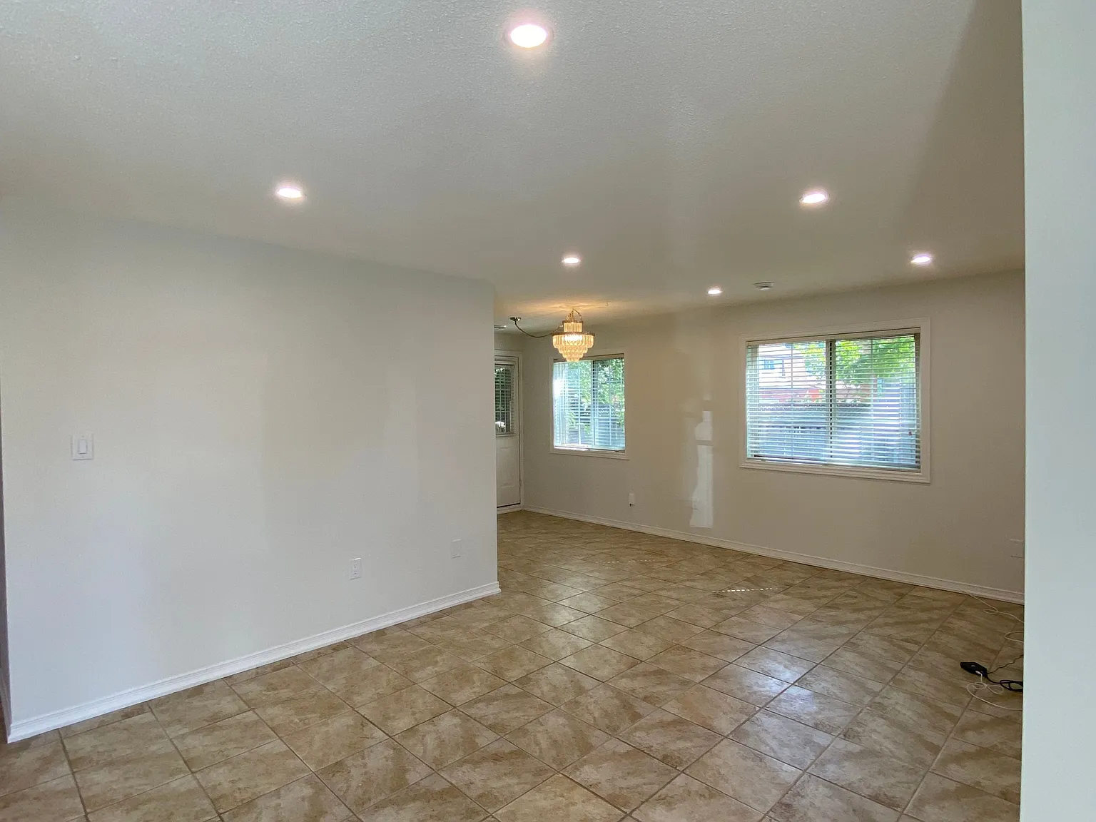2 bed, $2,500 — Photo 2