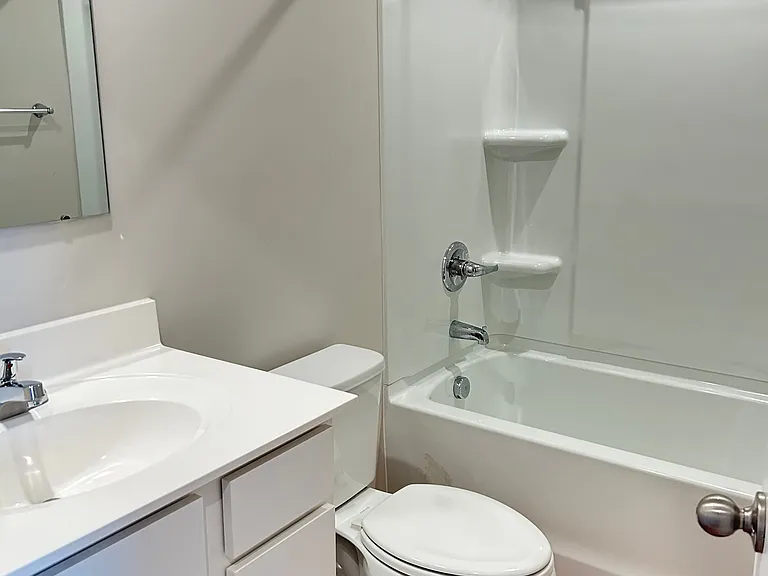 525 Hampton Townes Dr #1 — Photo 14