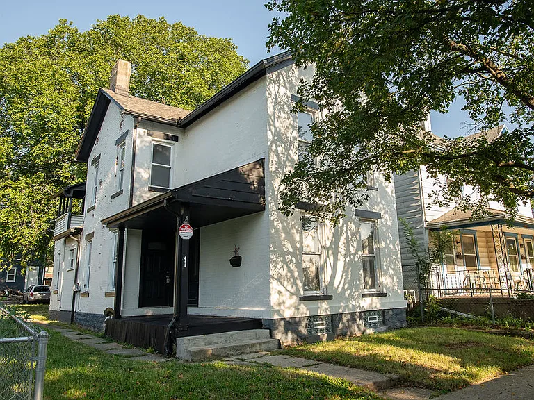 415 Brightwood Ave — Photo 1