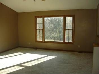 2nd image of 881 Valleywood Heights Dr