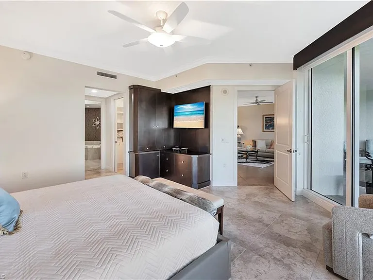 23850 Via Italia Cir #404 — Photo 17
