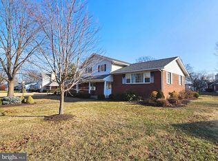 3219 Westview Dr, Reading, PA 19605