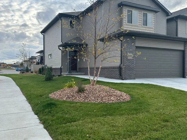 8231 Ventura Pl, Lincoln, NE 68505