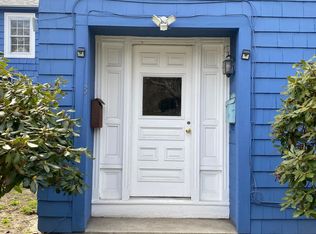 233 South St APT 3, Milford, NH 03055