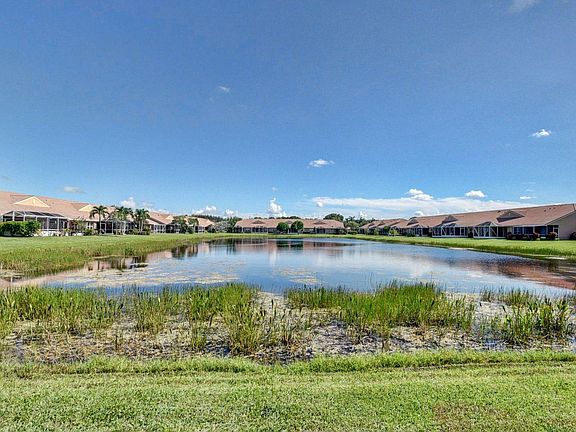 2nd image of 8479 Logia Cir