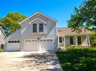 16100 W 147th Ter, Olathe, KS 66062