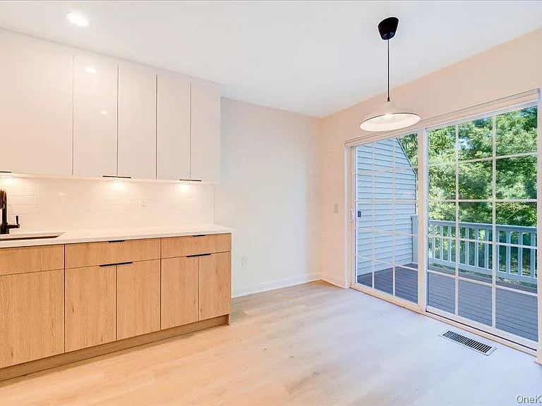 6204 High Ridge Ct — Photo 12