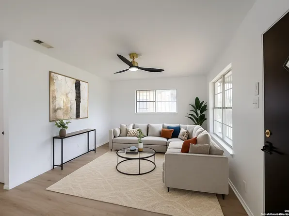 2114 S Trinity St, San Antonio, TX 78207