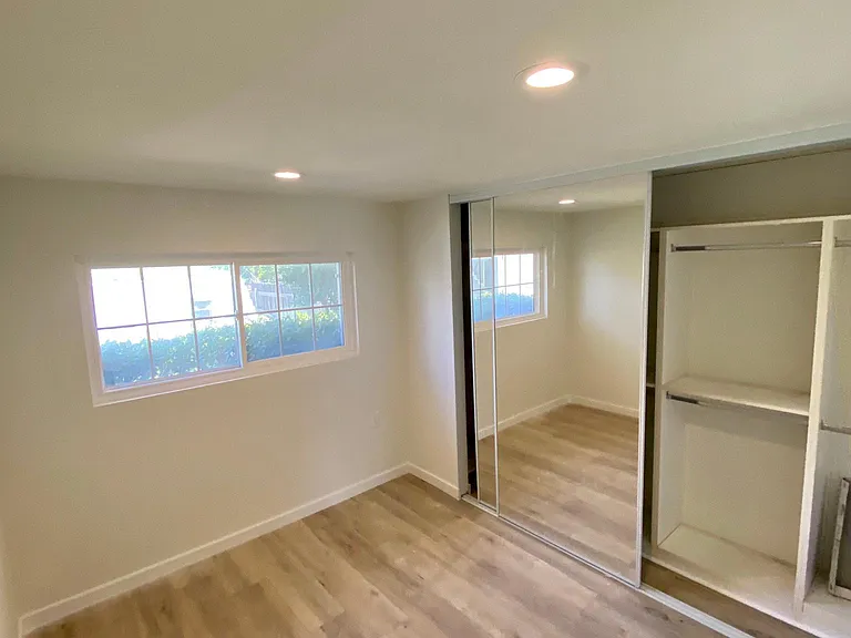 479 Allview Ct — Photo 8