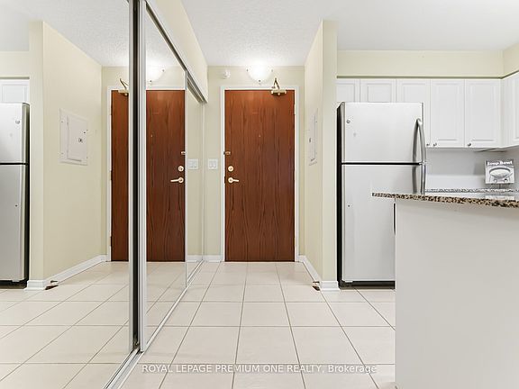 3rd image of 55 Via Rosedale Way #108