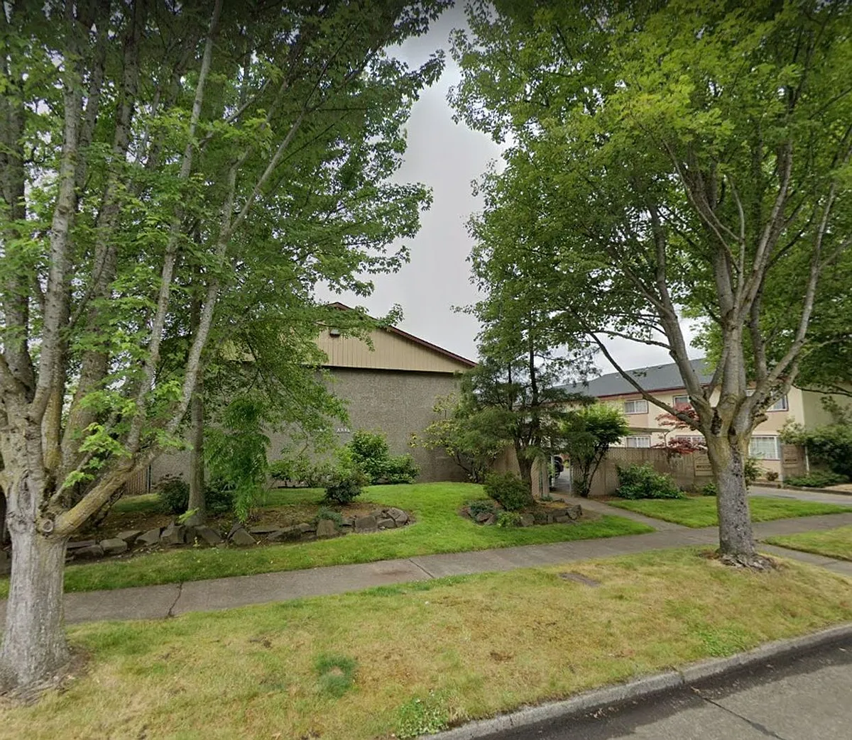 Building Photo - 64 Jefferson St #346