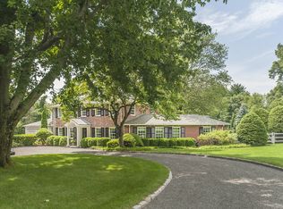 82 Canoe Hill Rd, New Canaan, CT 06840