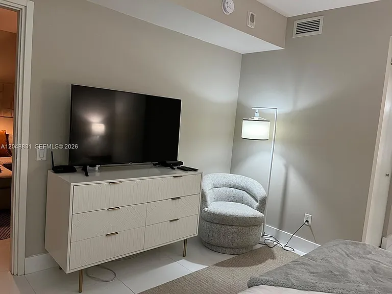 1300 Brickell Bay Dr #2208 — Photo 9