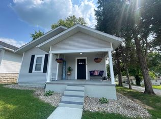 2022 7th St, Bedford, IN 47421