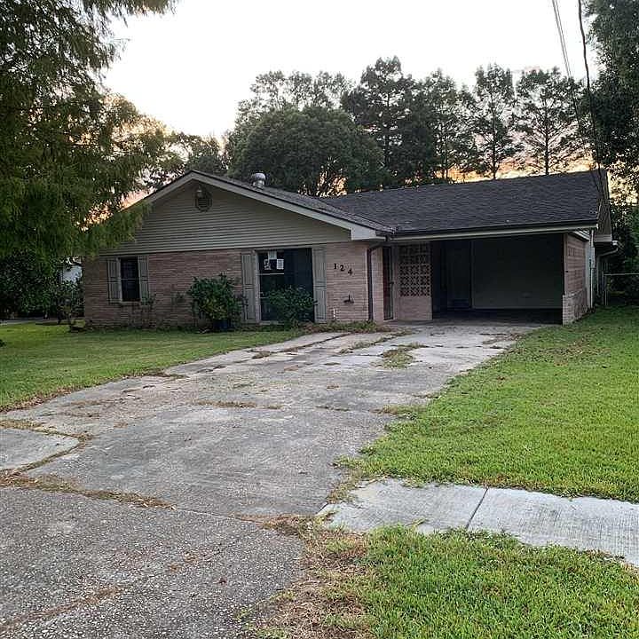 1st image of 124 Jean Ellen Ave