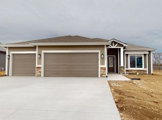 7612 SW 24th Ter, Topeka, KS 66614