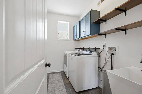 1060 Henry Place Blvd — Photo 14