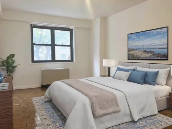 7 East 86th Street image 1 of 4