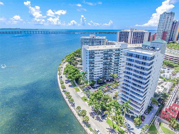 2nd image of 1402 Brickell Bay Dr APT 1001