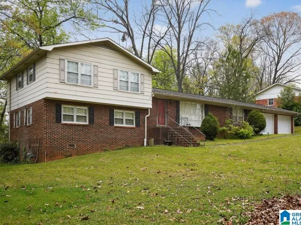 3629 Franklin Dr, Anniston, AL 36207