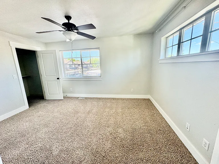 177 S 4 W — Photo 35
