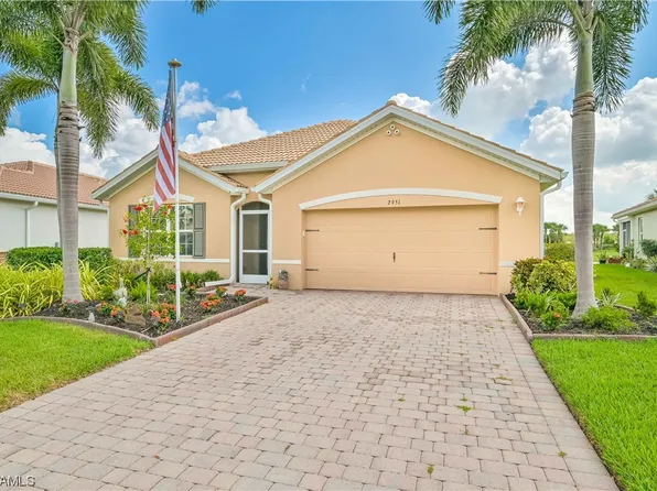2951 Apple Blossom Dr, Alva, FL 33920