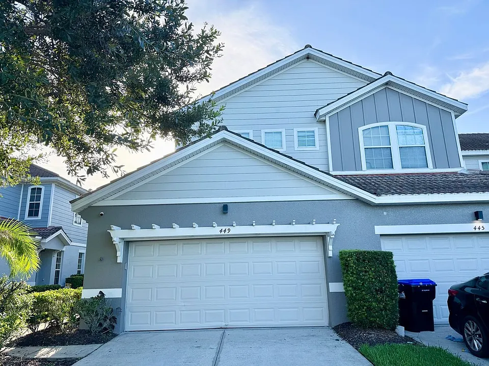 449 Glastonbury Dr