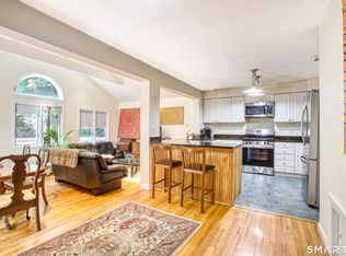 86 Sound Beach Avenue Ext, Riverside, CT 06878