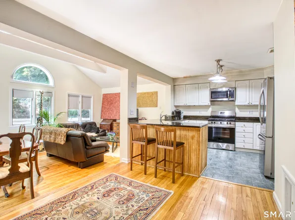 86 Sound Beach Ave Extension, Greenwich, CT 06878