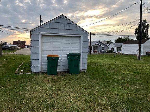 4th image of 37 Miller Ave