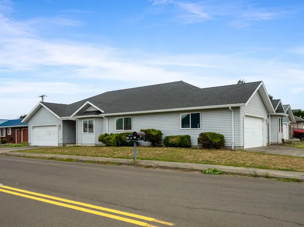 903 Evergreen Dr, Tillamook, OR 97141