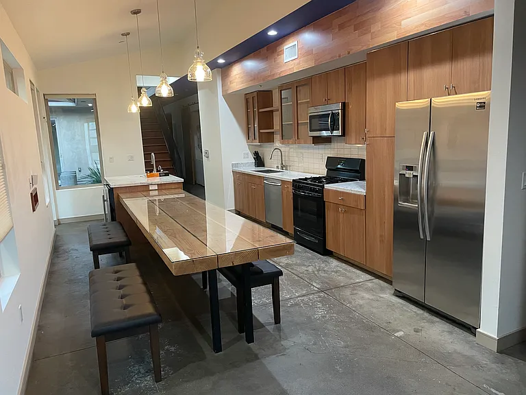 2854 Westwood Blvd — Photo 5