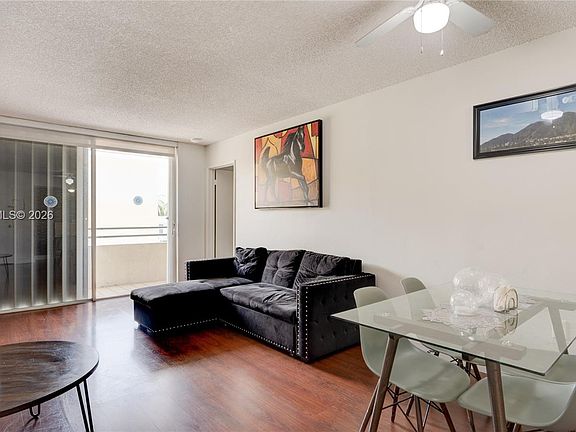 4th image of 8320 NW 8th St #2-302