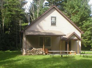 1910 S Lakeshore Rd, Carsonville, MI 48419